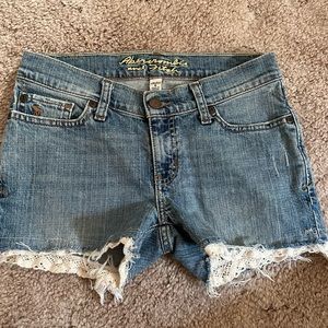 A&F light wash jean shorts size 1